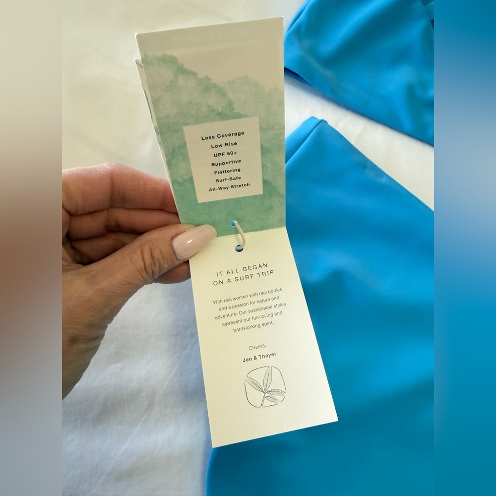 Carve Designs | SZ Large | Blue Lagoon Bondi Top & Lani Pocket Bottoms | Swim - Picture 9 of 11